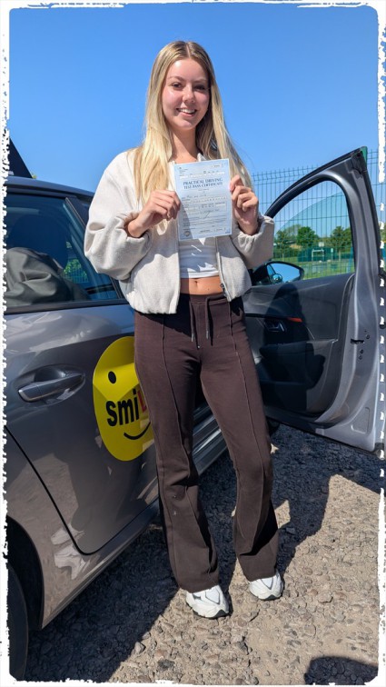 #drivinglessonswhitwick #passmydrivingtest